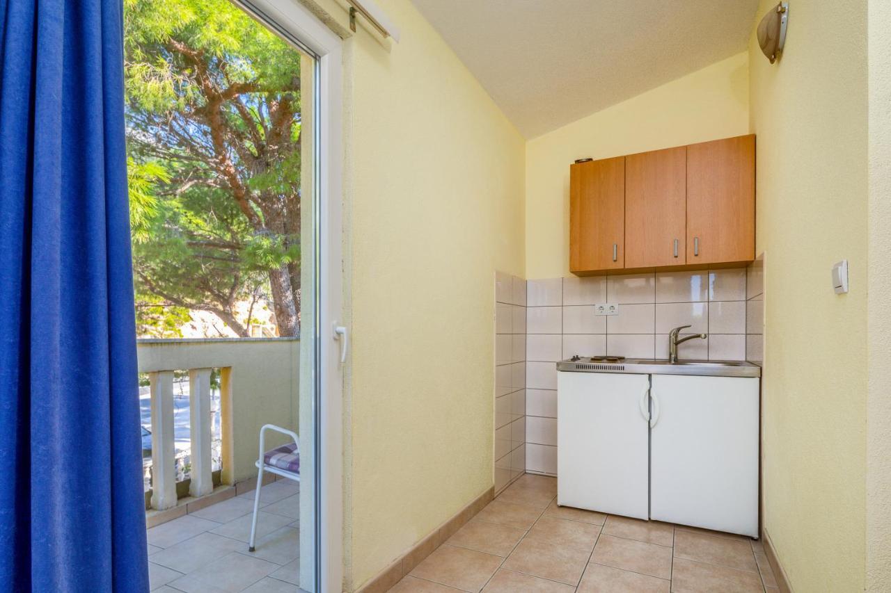 Apartments & Restaurant Galeb Marusici  Exterior photo
