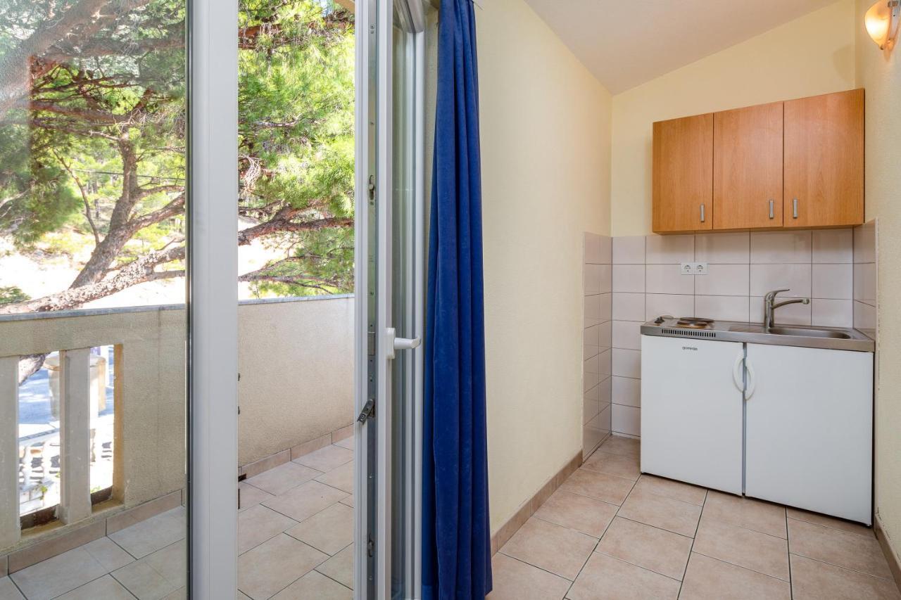 Apartments & Restaurant Galeb Marusici  Exterior photo
